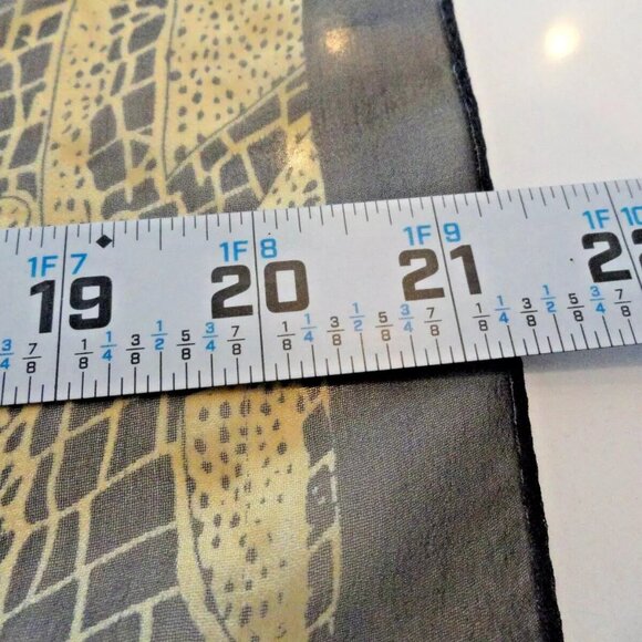 NEW AUTHENTIC RARE 2022 100% SILK CHRISTIAN DIOR PARIS SCARF SCARVE GOLD 60"X20" - Picture 8 of 15